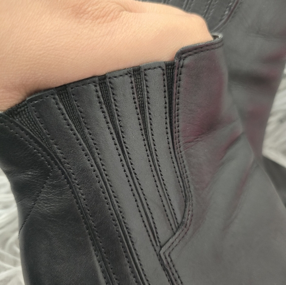 Marc Fisher Black Ankle Boots - Picture 6 of 14